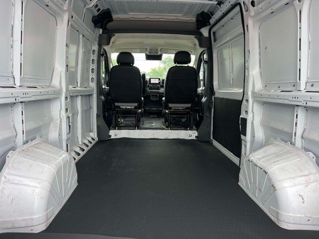 Used 2024 RAM ProMaster 2500 w/ Convenience Group FWD image 13