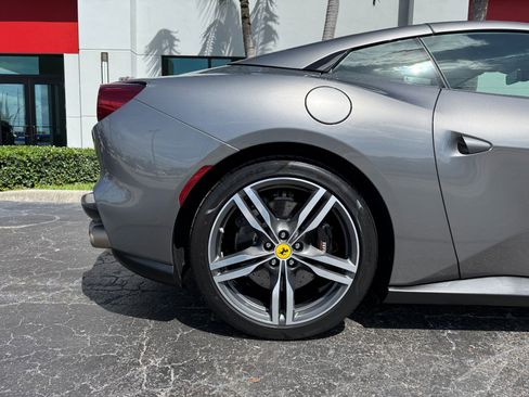 Used 2022 Ferrari Portofino M RWD image 47