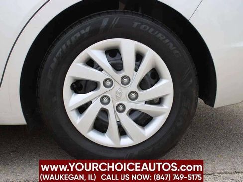 Used 2019 Hyundai Elantra SE w/ Cargo Package image 33