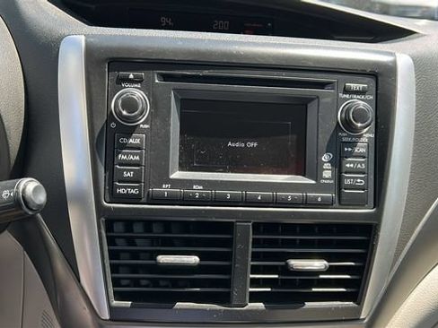 Used 2013 Subaru Forester 2.5X Premium AWD/4WD image 16