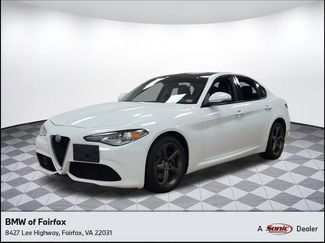 Used 2018 Alfa Romeo Giulia AWD image 1