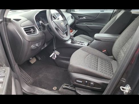 Used 2023 Chevrolet Equinox LT FWD image 3
