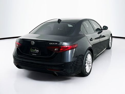 Used 2022 Alfa Romeo Giulia Sprint image 9