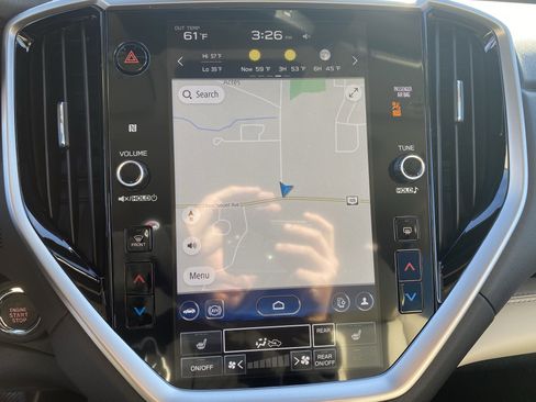 New 2025 Subaru Ascent Limited image 16