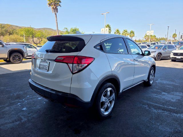 Used 2021 Honda HR-V LX image 8