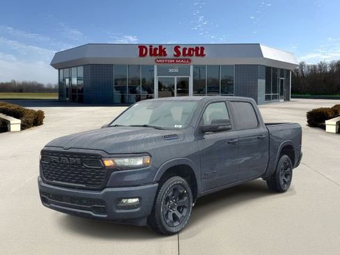 New 2026 RAM 1500 4x4 Crew Cab image 4