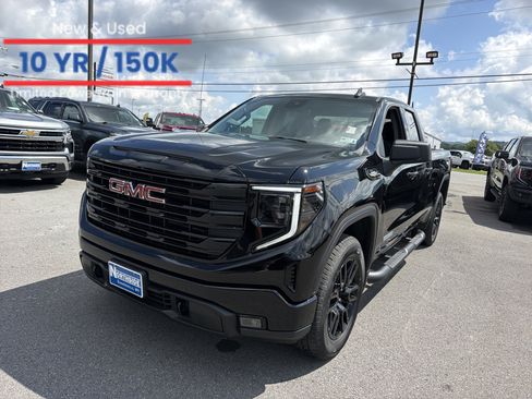 Used 2025 GMC Sierra 1500 Elevation AWD/4WD image 1