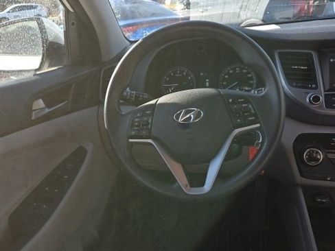 Used 2018 Hyundai Tucson SEL image 17