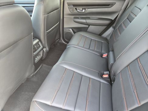 Used 2025 Honda CR-V Sport-L image 32