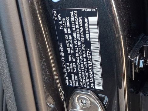 New 2026 Porsche Macan S image 21