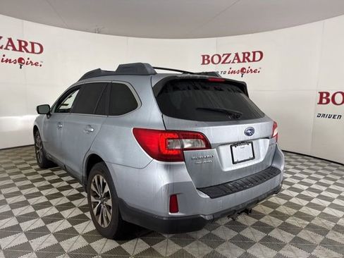 Used 2015 Subaru Outback 3.6R Limited image 6