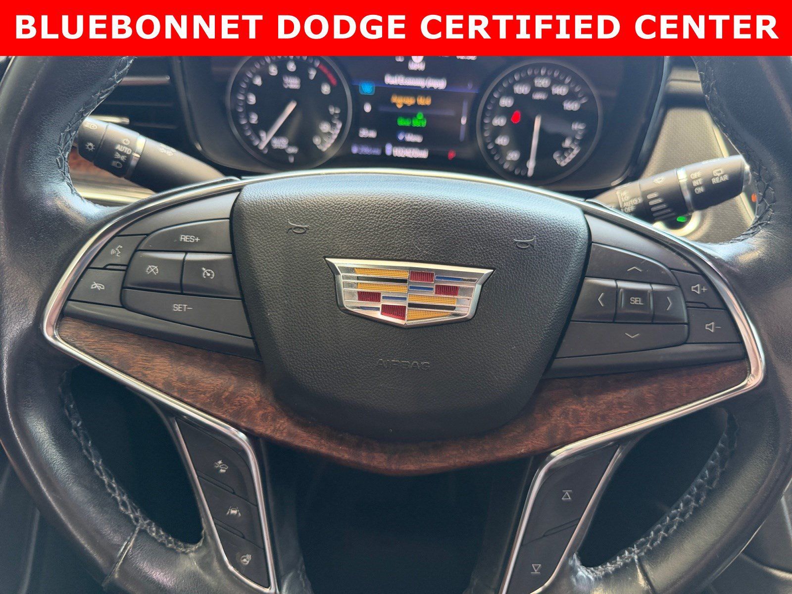 Used 2020 Cadillac XT5 Premium Luxury FWD image 19