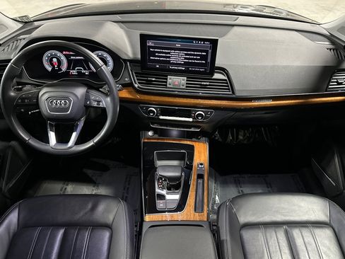 Used 2023 Audi Q5 2.0T Premium Plus w/ Premium Plus Package AWD/4WD image 12