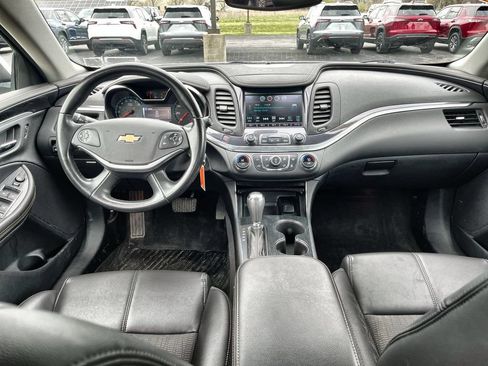 Used 2016 Chevrolet Impala LT w/ Convenience Package FWD image 18