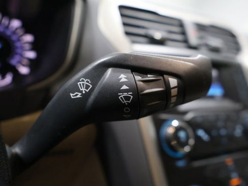 Used 2014 Ford Fusion SE image 34