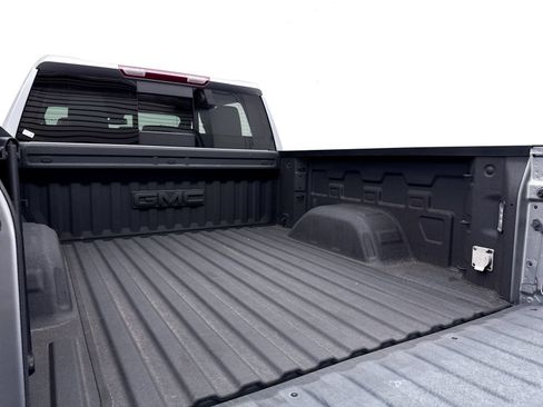 Used 2024 GMC Sierra 1500 SLT AWD/4WD image 10