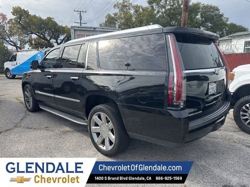 Used 2019 Cadillac Escalade ESV Luxury image 5