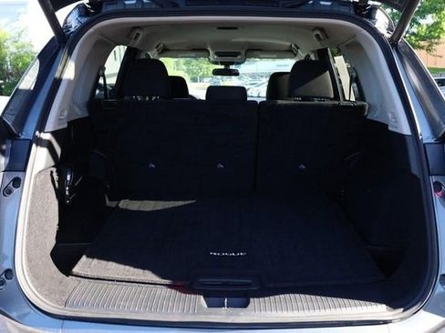 Certified 2025 Nissan Rogue SV AWD/4WD image 7