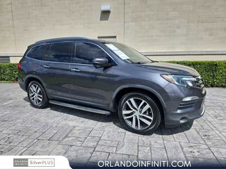 Used 2018 Honda Pilot Touring image 1