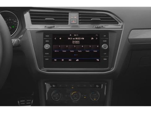 Used 2021 Volkswagen Tiguan SE R-Line FWD image 10