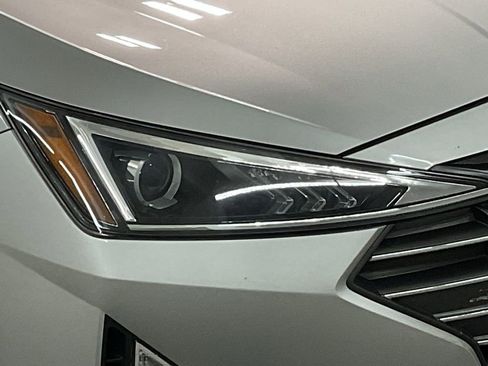 Used 2019 Hyundai Elantra Value Edition image 29