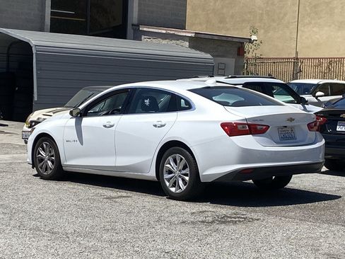 Used 2023 Chevrolet Malibu LT FWD image 4