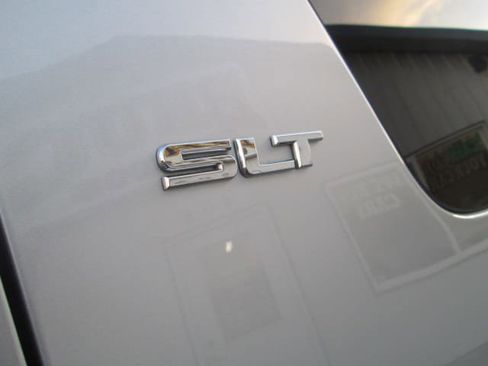 Used 2012 GMC Yukon XL SLT w/ SLT-2 Equipment Package image 10