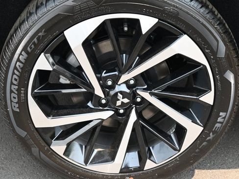 New 2023 Mitsubishi Outlander SEL AWD/4WD image 14