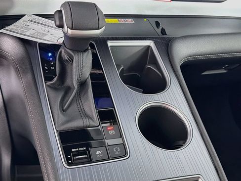 New 2026 Toyota Sienna XLE FWD image 21
