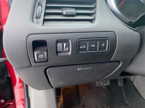 Used 2014 Chevrolet Impala LTZ image 24