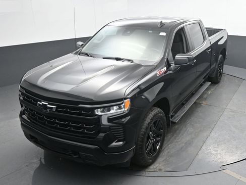 Used 2024 Chevrolet Silverado 1500 RST image 42