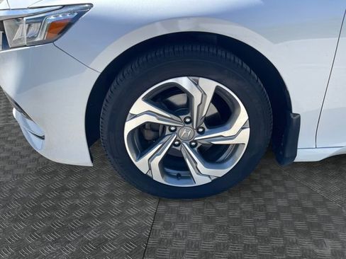 Used 2019 Honda Accord EX image 14