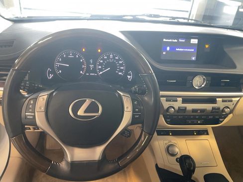 Used 2014 Lexus ES 350 w/ Premium Package image 11