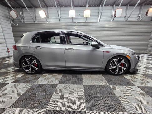 Used 2024 Volkswagen GTI SE FWD image 9