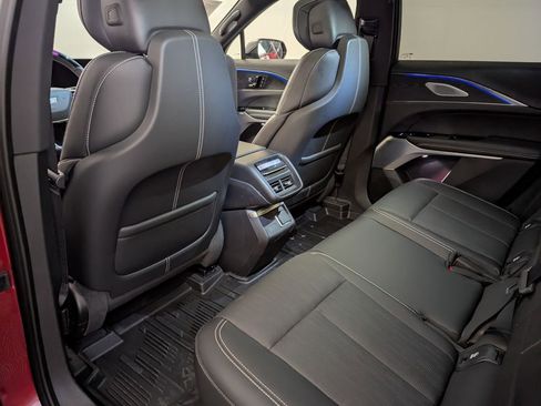 Used 2024 Cadillac Lyriq Luxury w/ LPO, Floor Liner Package image 35