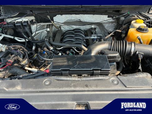 Used 2014 Ford F150 FX4 w/ Equipment Group 402A Luxury AWD/4WD image 22