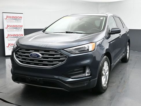 Used 2022 Ford Edge SEL w/ Convenience Package image 4