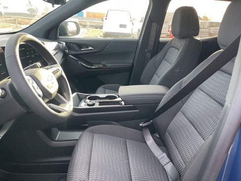 New 2026 Chevrolet Equinox LT w/ LPO, Floor Liner Package image 15