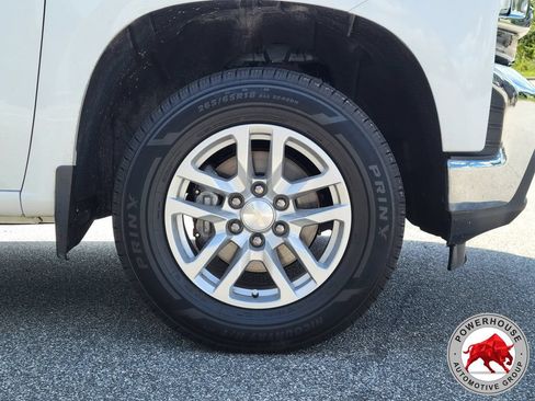 Used 2021 Chevrolet Silverado 1500 LT AWD/4WD image 11