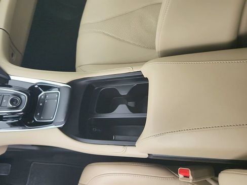 Used 2019 Acura RDX w/ Technology Package FWD image 18