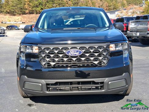 New 2025 Ford Maverick XL image 8