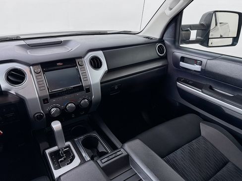 Used 2016 Toyota Tundra SR5 AWD/4WD image 22