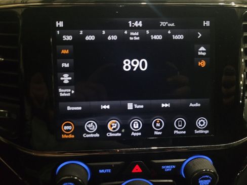 Used 2020 Jeep Grand Cherokee High Altitude AWD/4WD image 25