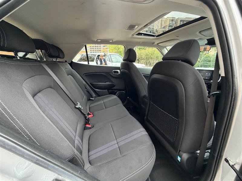 Used 2023 Hyundai Venue SEL w/ Cargo Package FWD image 22