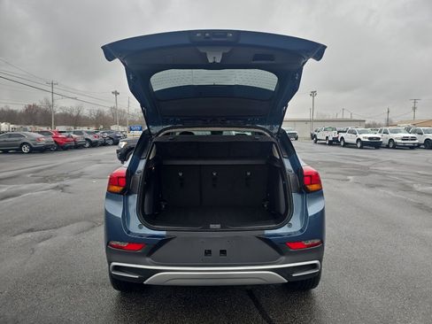 Used 2024 Buick Encore GX Preferred AWD/4WD image 10