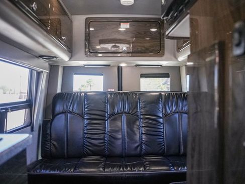 Used 2017 Mercedes-Benz Sprinter 3500 image 34