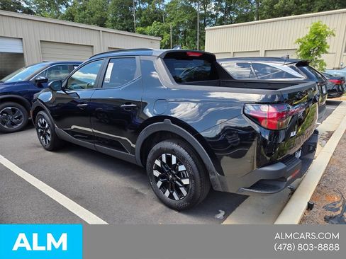 Used 2025 Hyundai Santa Cruz SEL FWD image 8