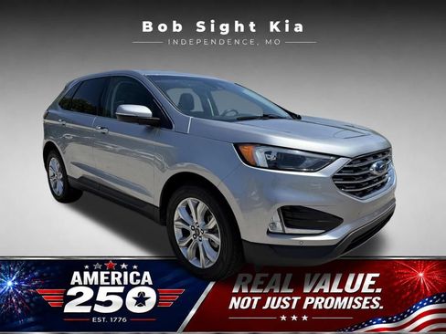 Used 2023 Ford Edge Titanium AWD/4WD image 18