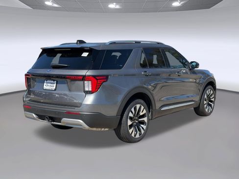 Used 2025 Ford Explorer Platinum w/ LUX Leather Package AWD/4WD image 7