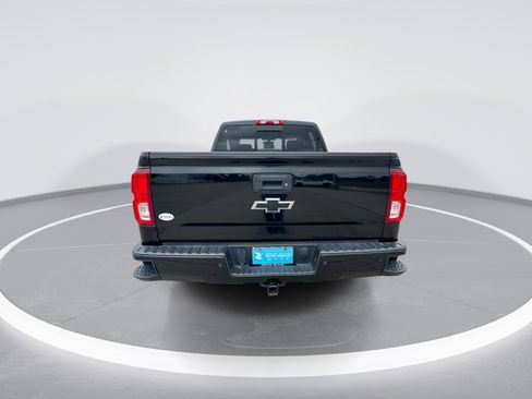Used 2017 Chevrolet Silverado 1500 LTZ Z71 w/ LTZ Plus Package AWD/4WD image 7